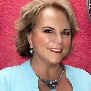 Meet your Posher, Carol